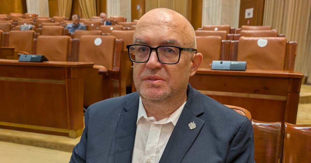 POLITIC. Răzvan Anghel: „USR taie încă un privilegiu: indemnizațiile ...