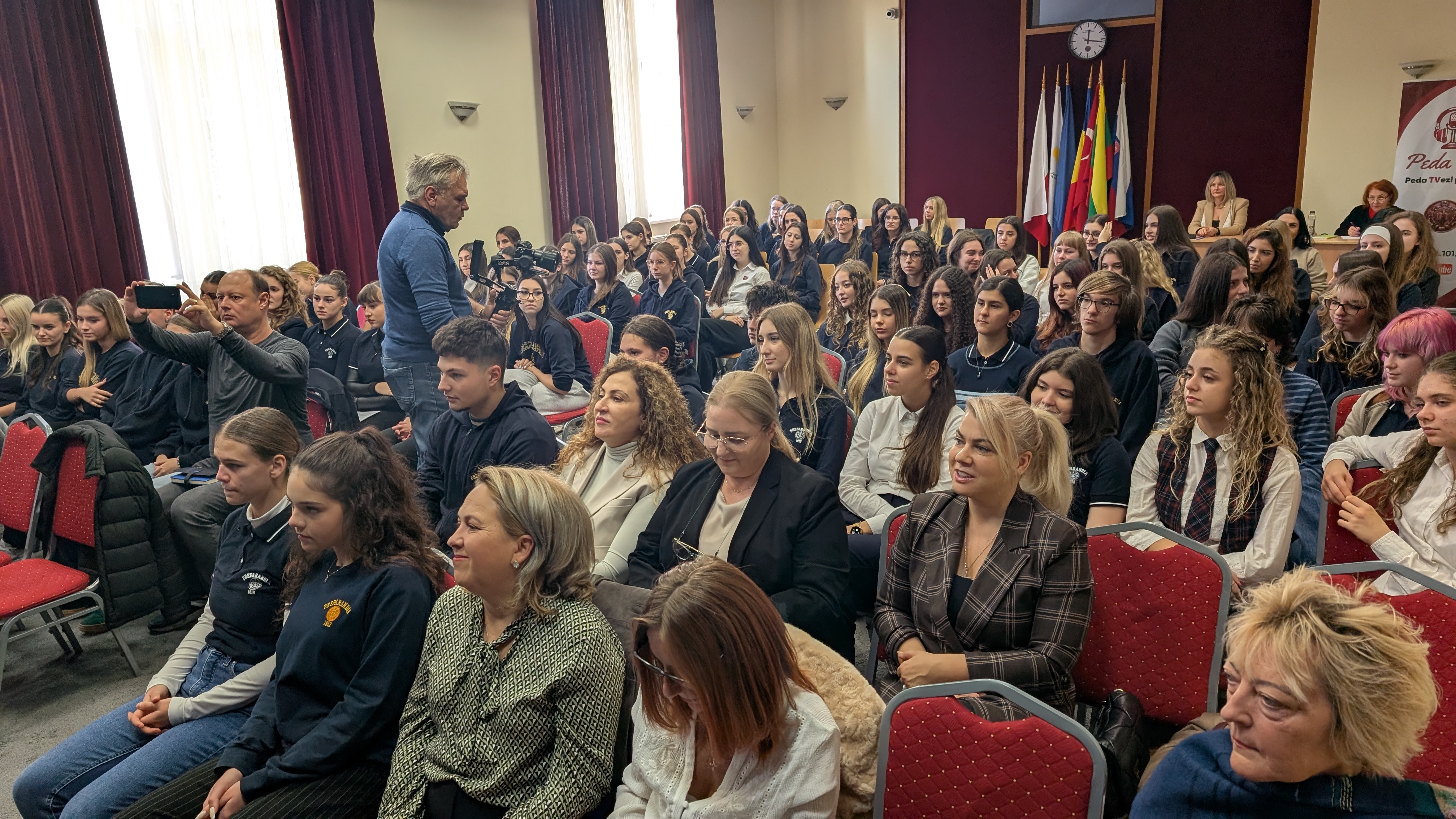 PXL_20251104_101621846