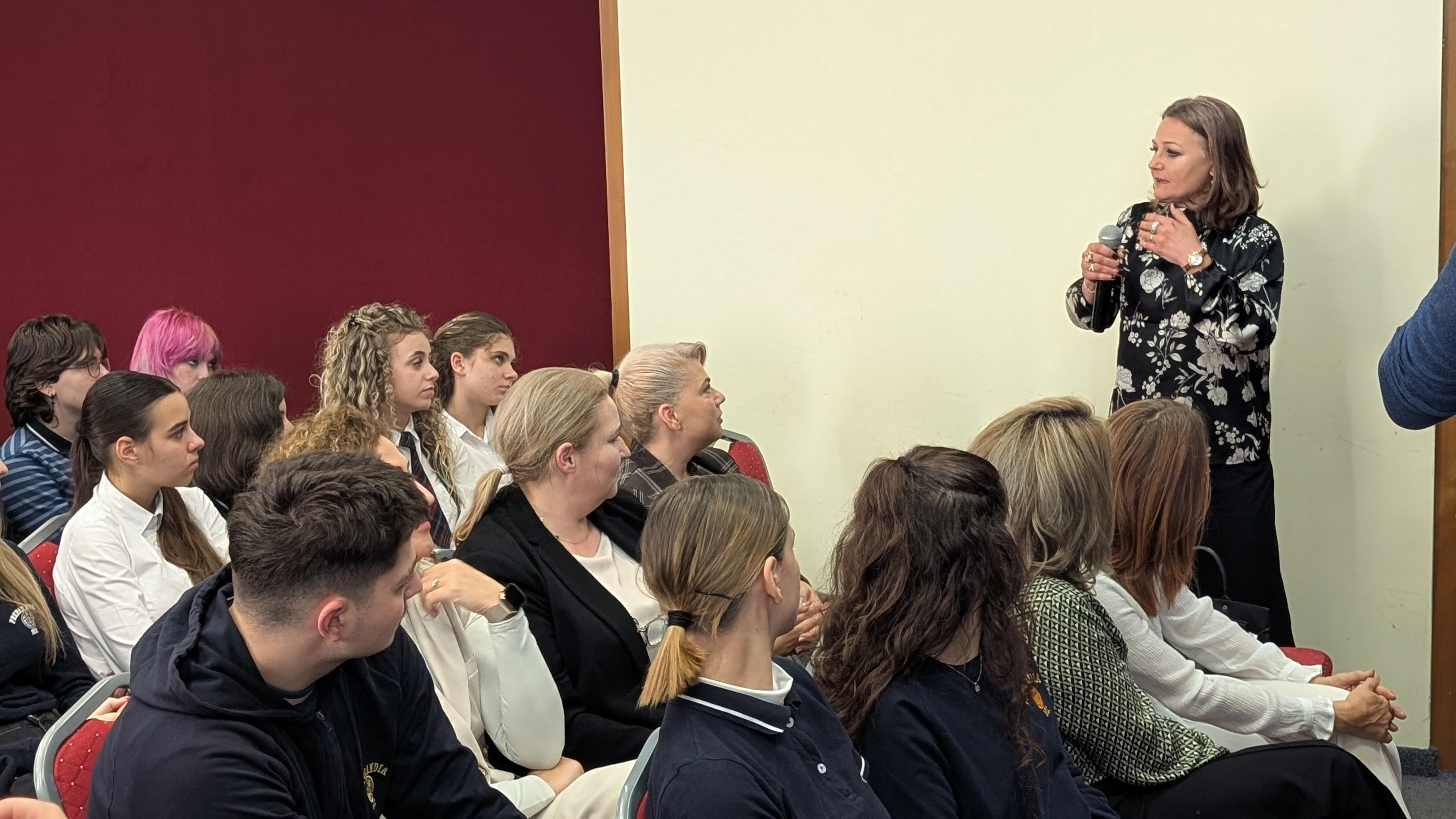 PXL_20251104_105556301.PORTRAIT.ORIGINAL