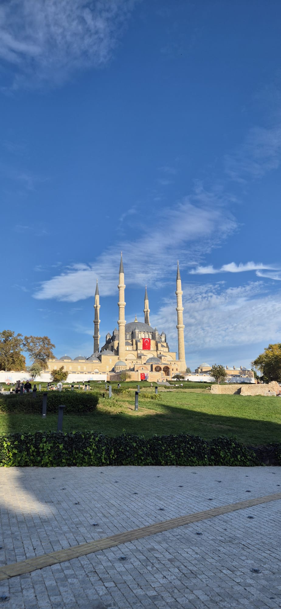 WhatsApp Image 2025-11-05 at 11.16.50 (2)