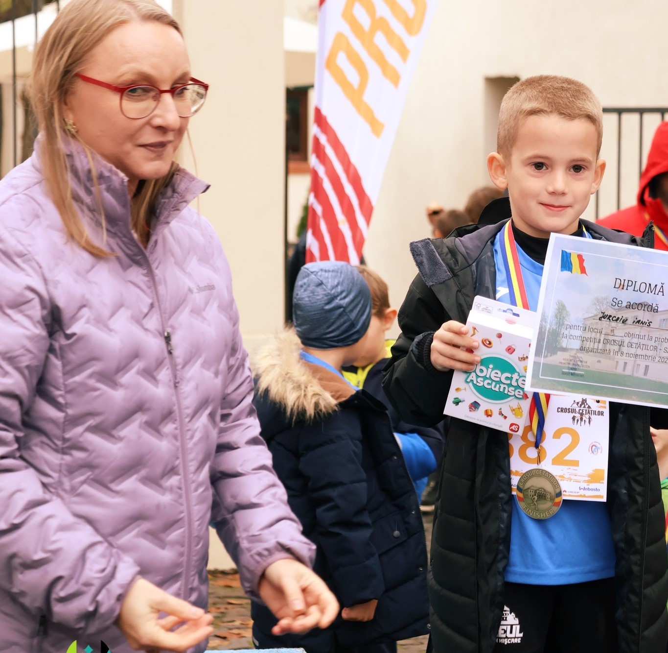 10 premiere copii K 15