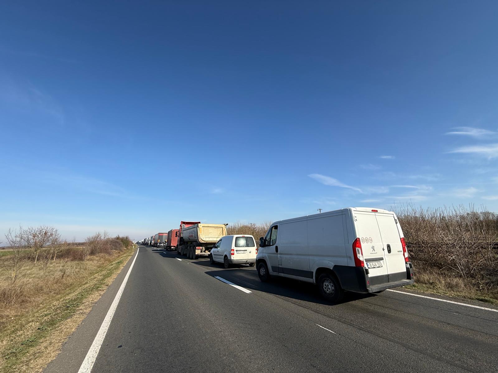 WhatsApp Image 2025-11-14 at 12.48.08 (1)