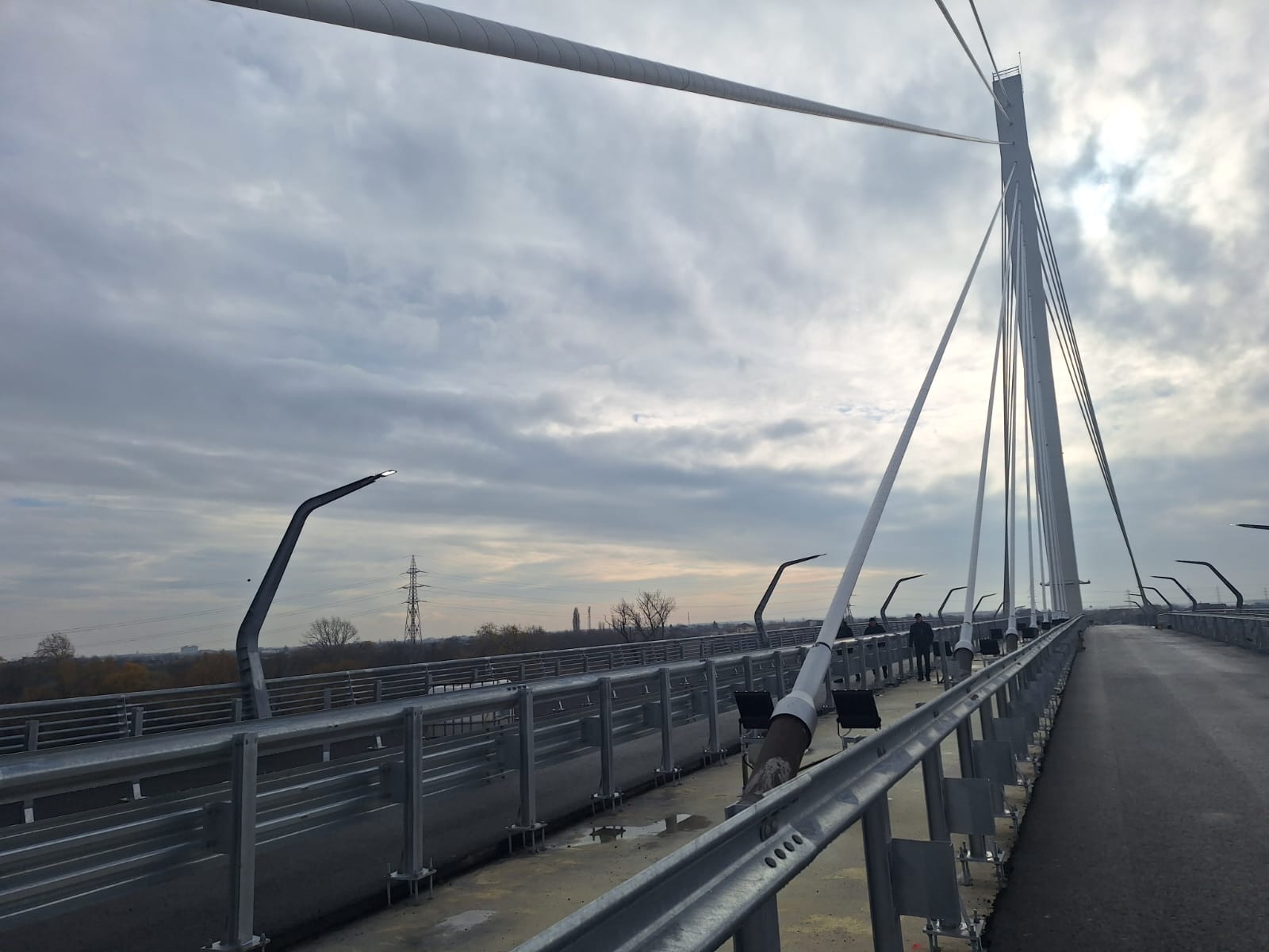 WhatsApp Image 2025-11-21 at 14.26.47 (1)