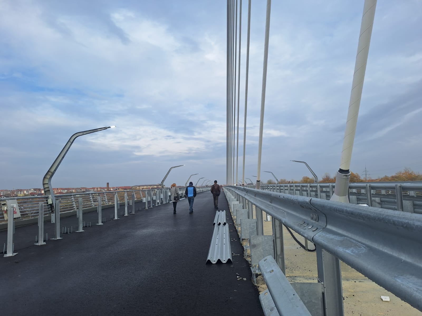 WhatsApp Image 2025-11-21 at 14.26.49 (1)