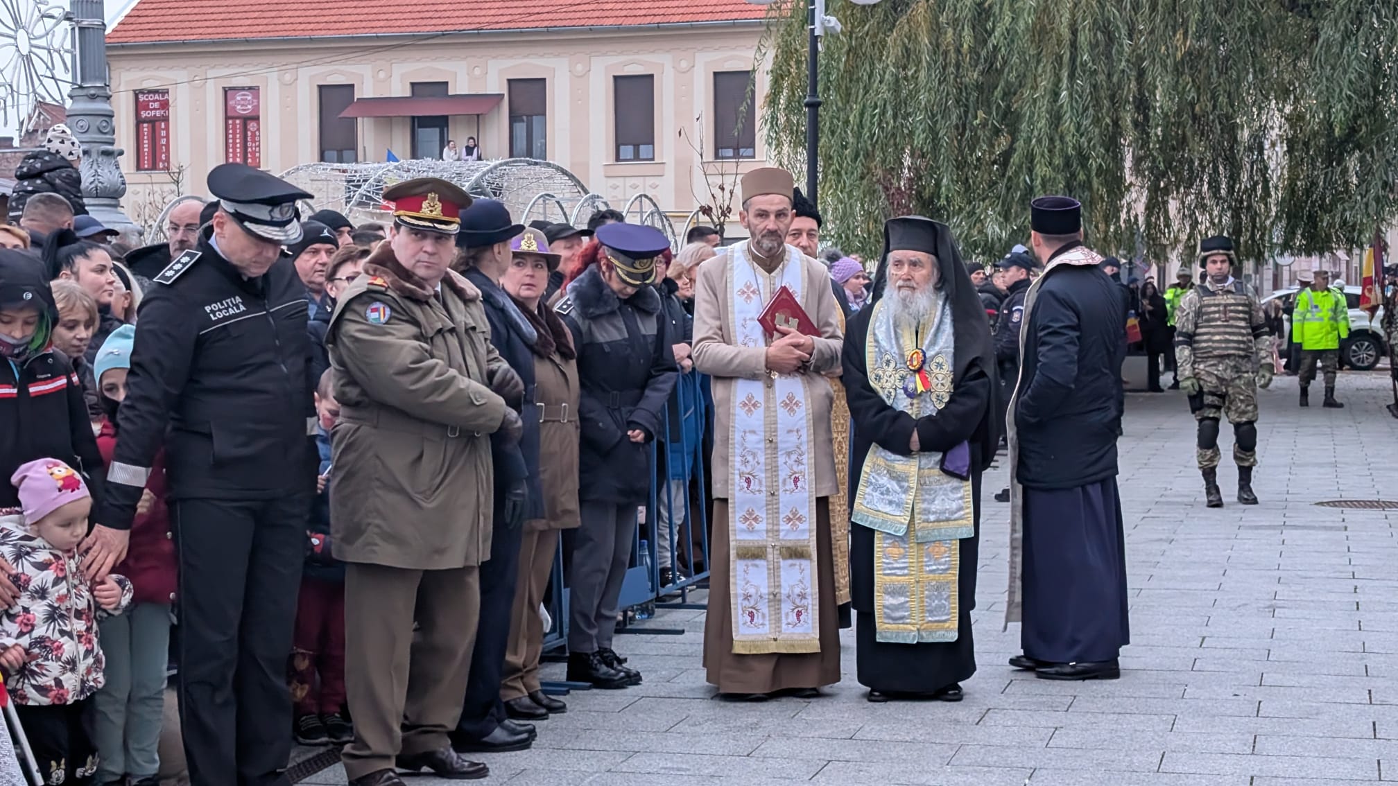 WhatsApp Image 2025-12-01 at 6.39.30 PM (2)