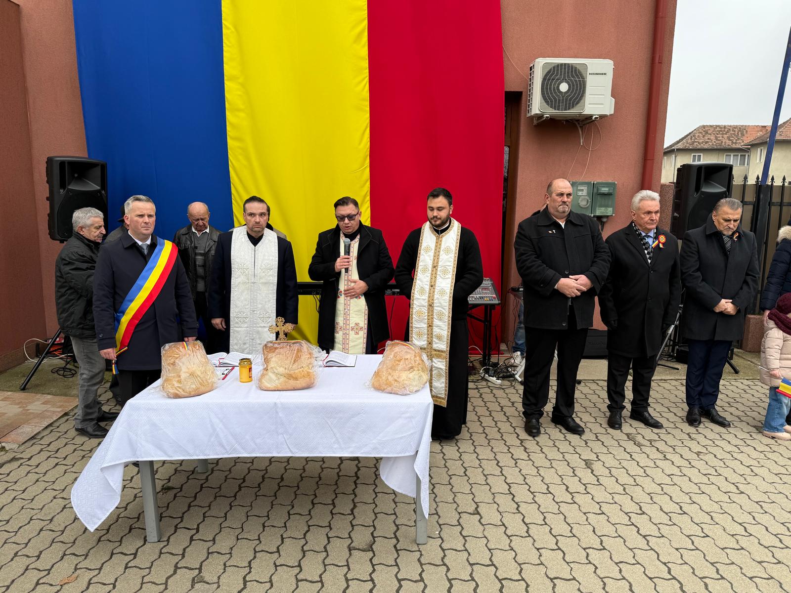 WhatsApp Image 2025-12-02 at 13.10.07 (4)