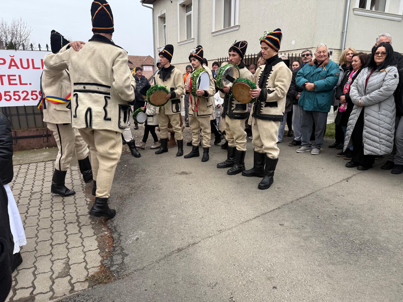 WhatsApp Image 2025-12-02 at 13.10.07 (6)