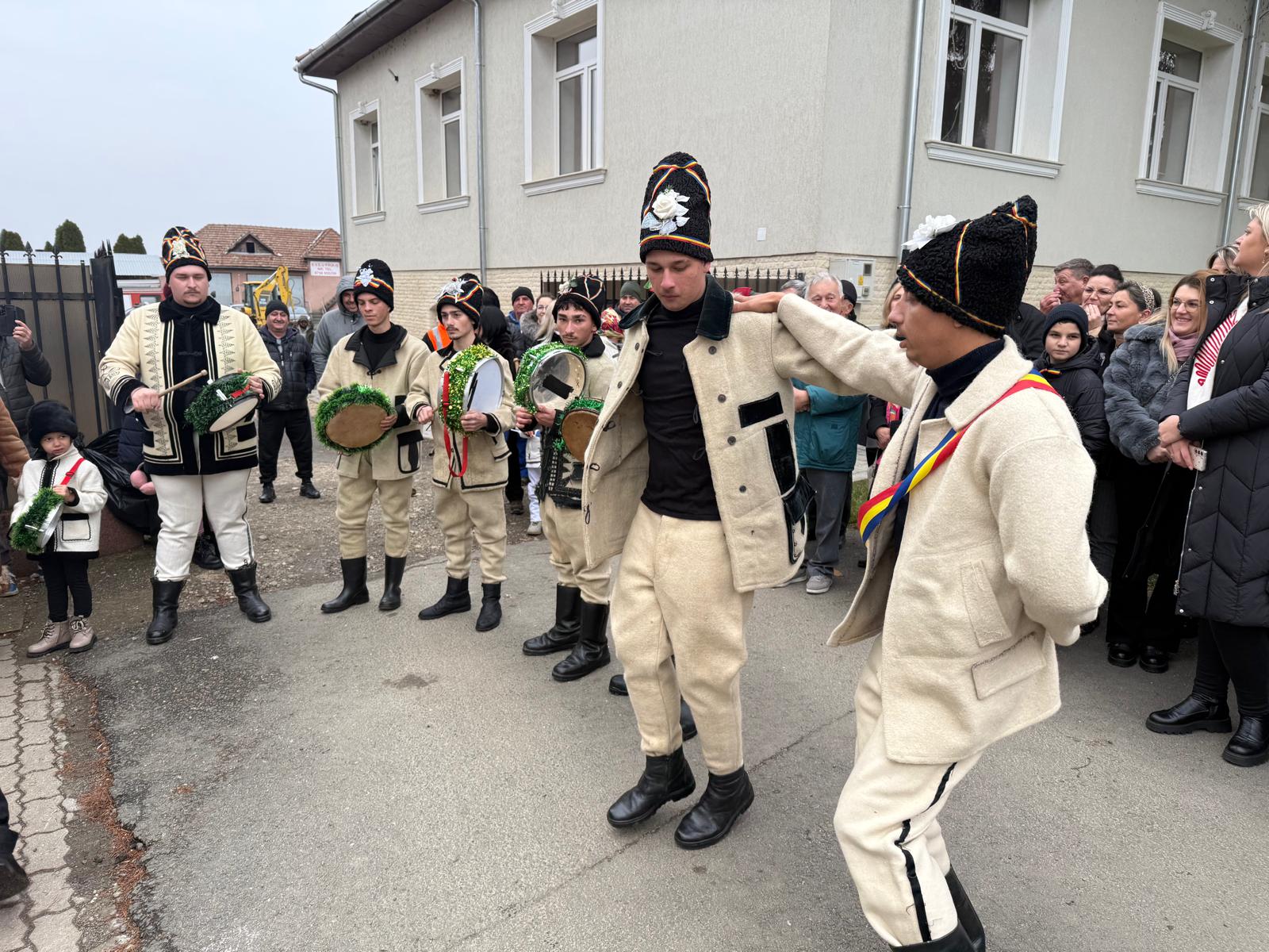 WhatsApp Image 2025-12-02 at 13.10.07 (7)