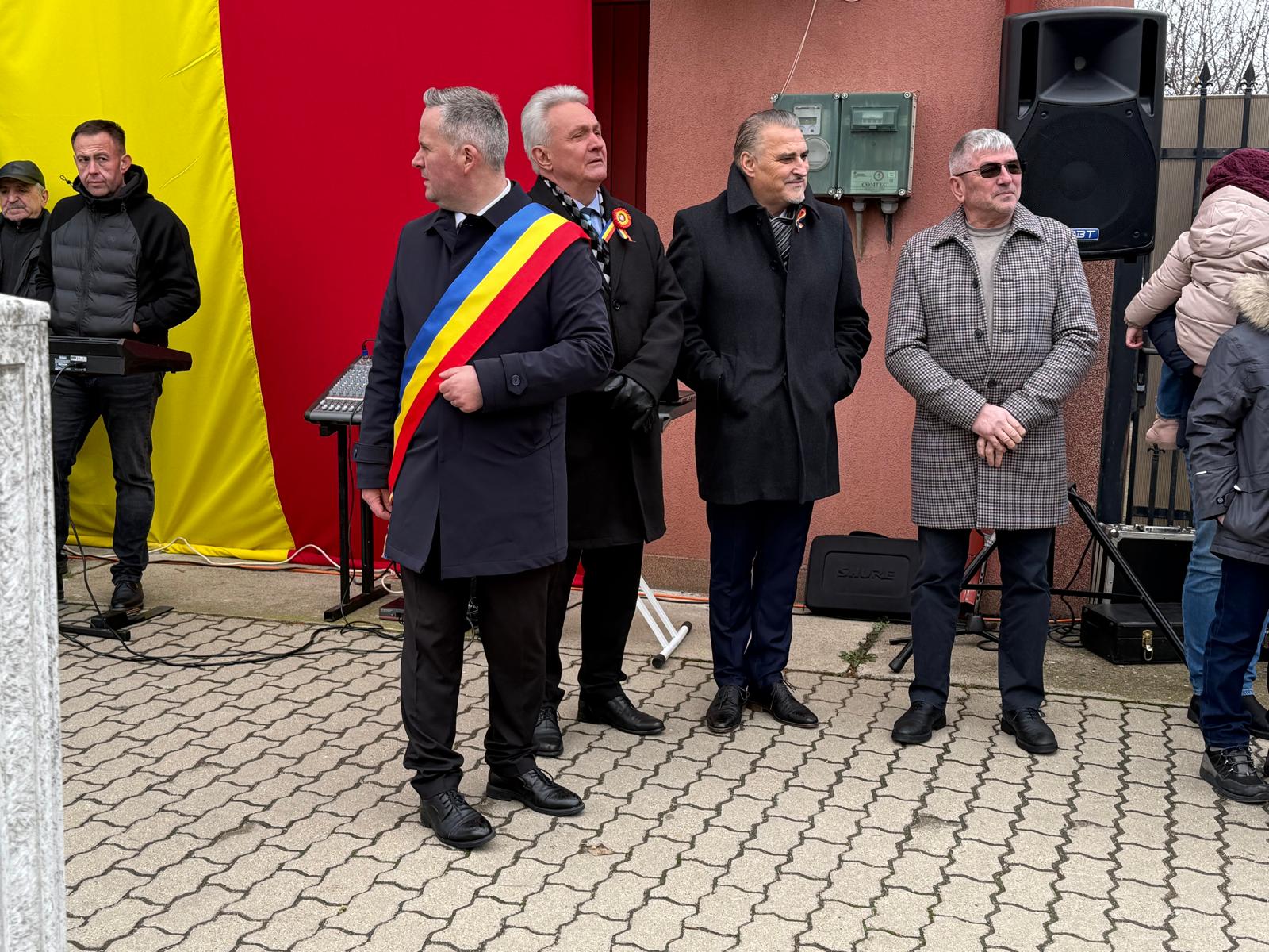 WhatsApp Image 2025-12-02 at 13.10.07 (11)