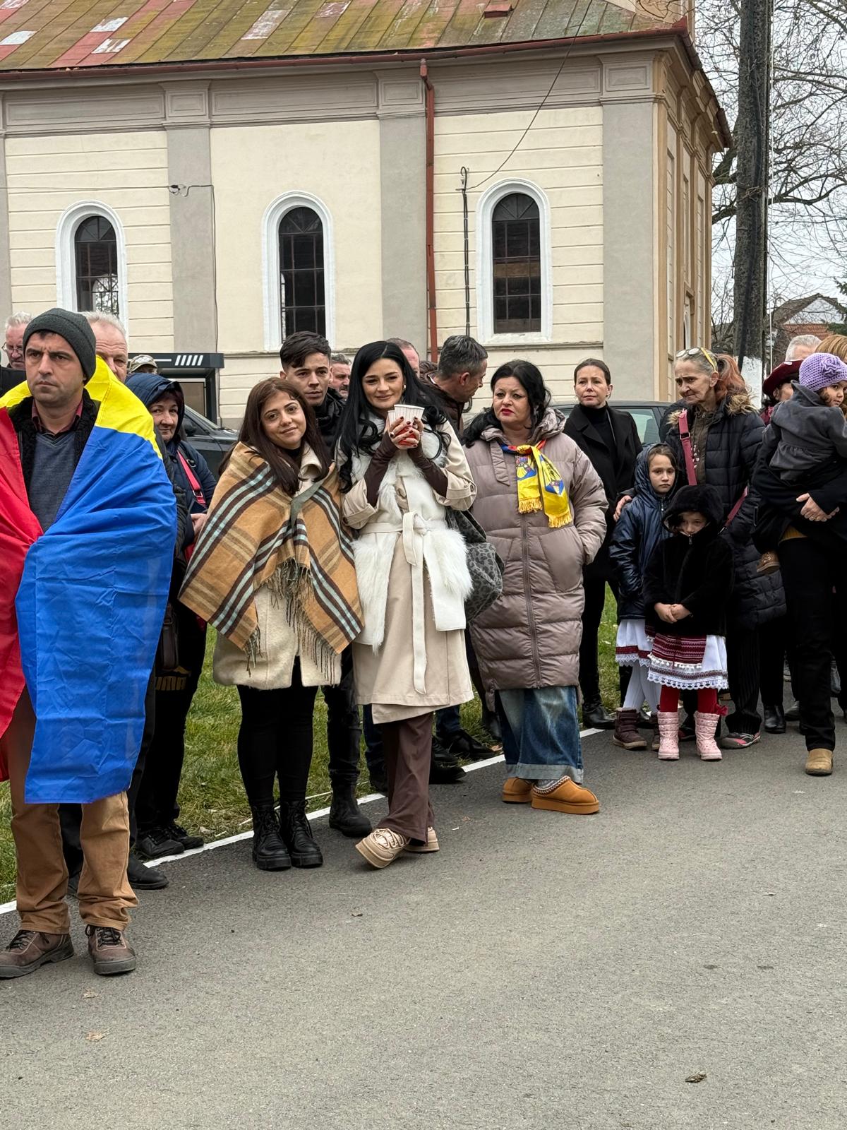 WhatsApp Image 2025-12-02 at 13.10.07 (16)