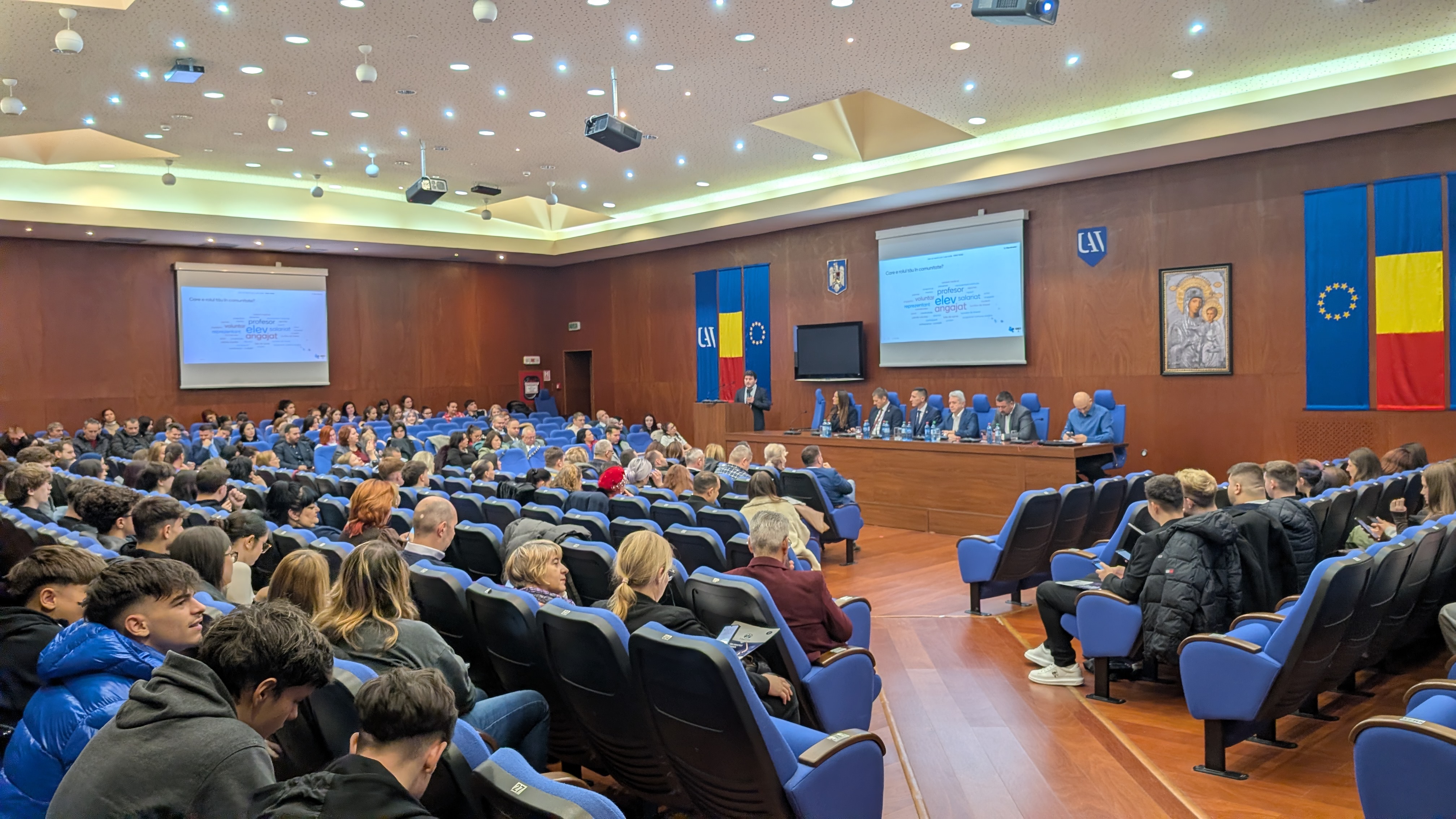 PXL_20251128_081757328