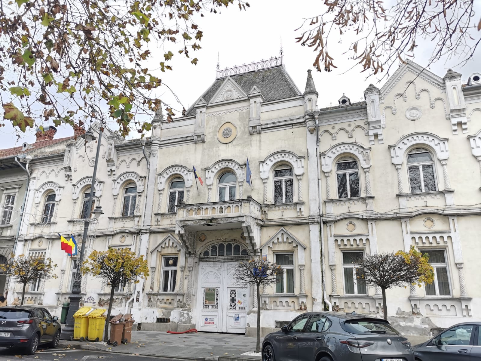 WhatsApp Image 2025-12-05 at 16.38.05