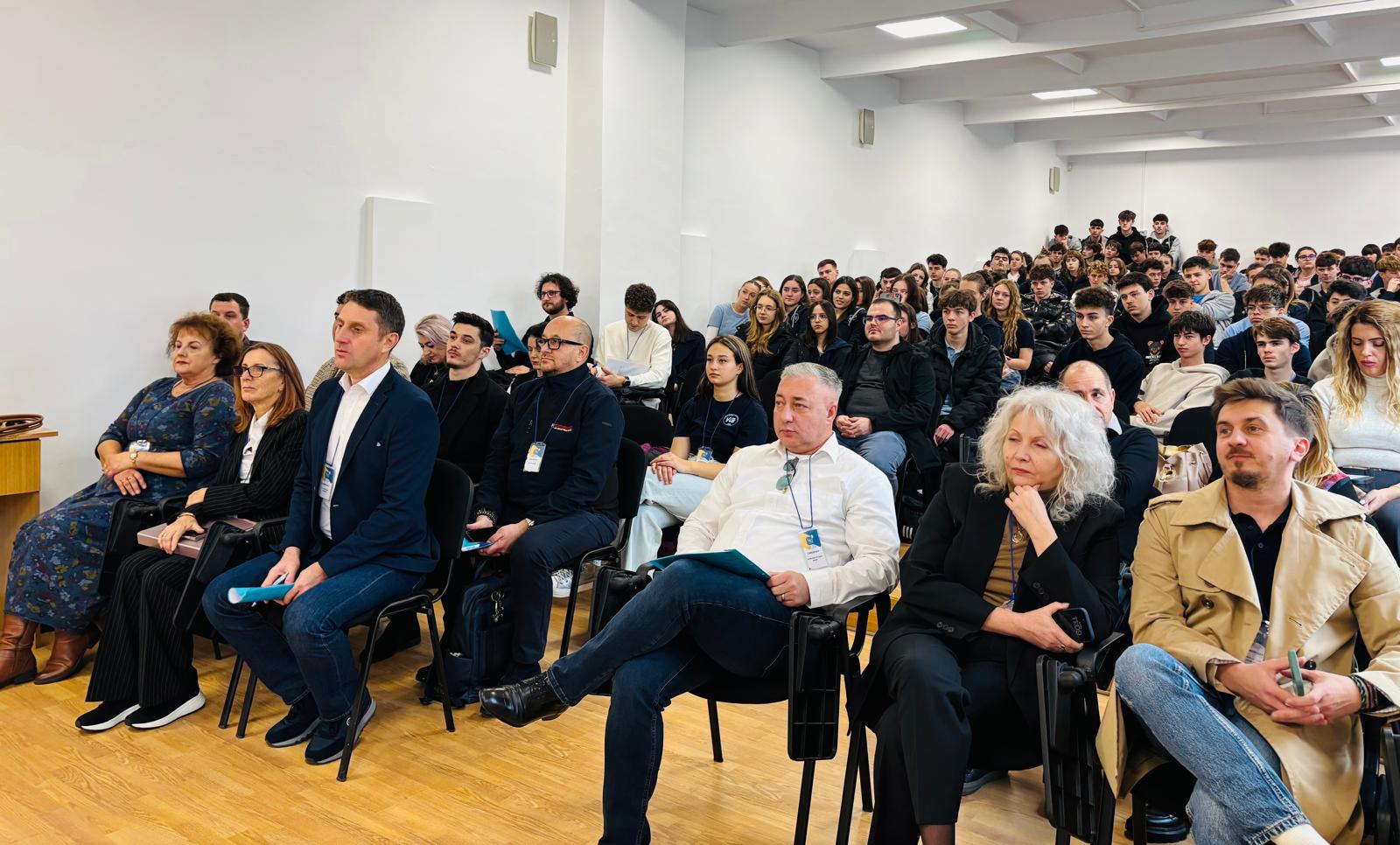 WhatsApp Image 2025-12-08 at 6.47.54 PM (1)