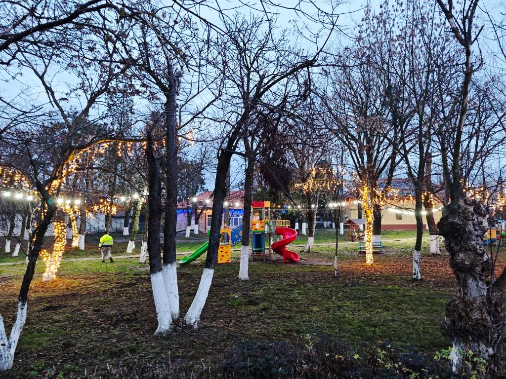 WhatsApp Image 2025-12-17 at 21.37.22