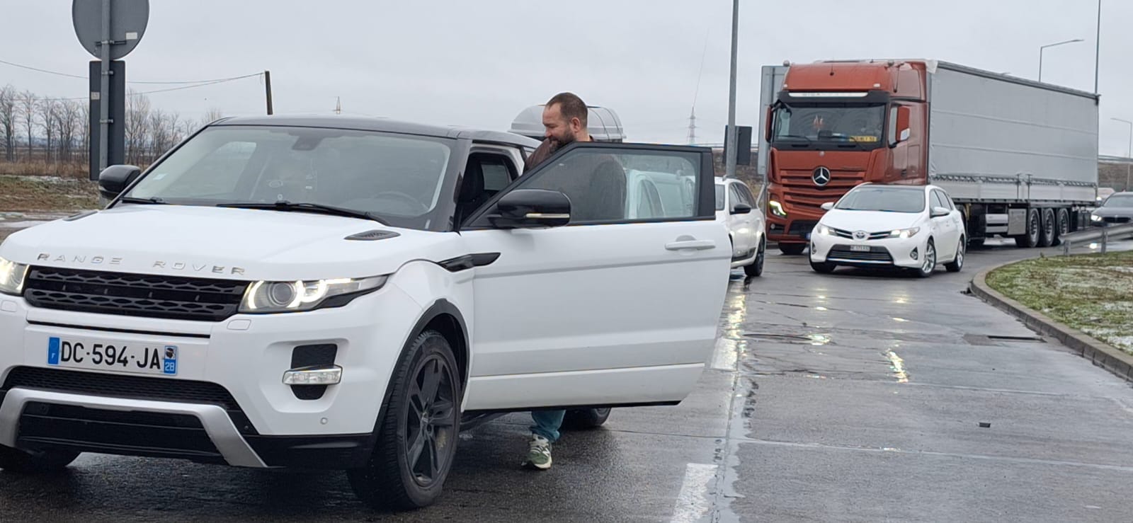 WhatsApp Image 2026-01-03 at 16.28.08 (2)