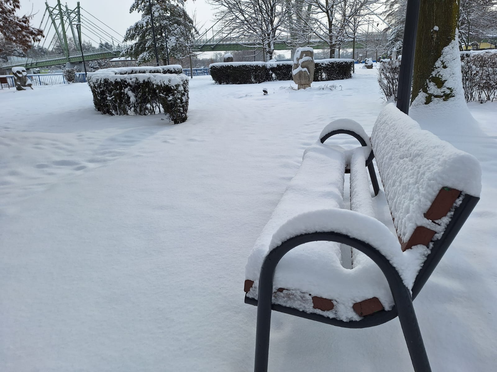 062c0190-b8a3-4b33-b6a9-c2a426235c5c