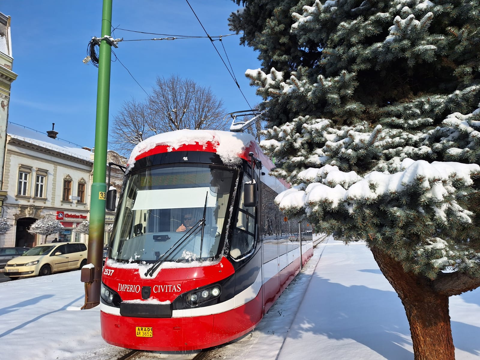 ff47b4d1-9033-4c1b-a6df-9063ba652597