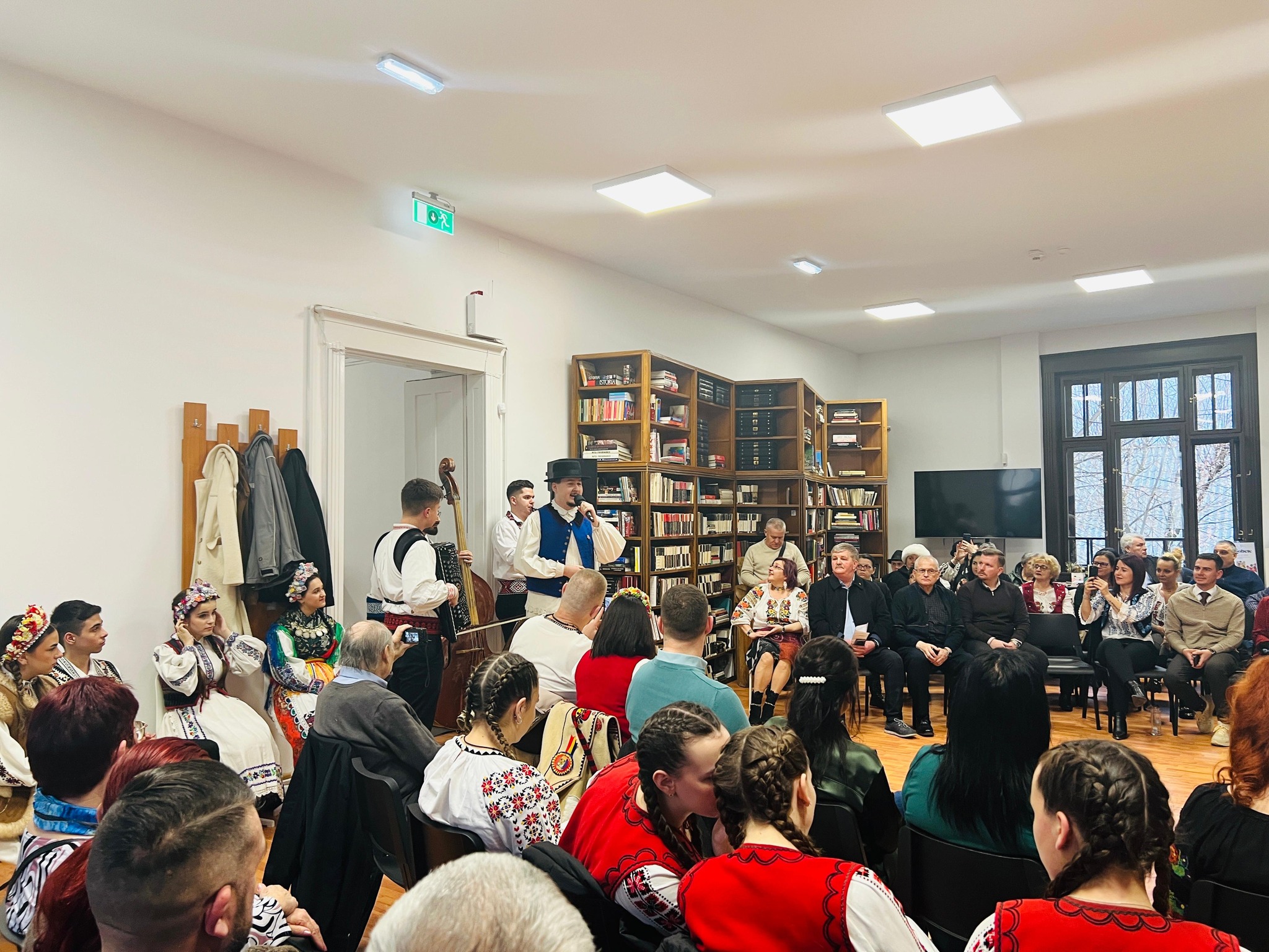 642756132_1310178977802165_328574679074135073_n