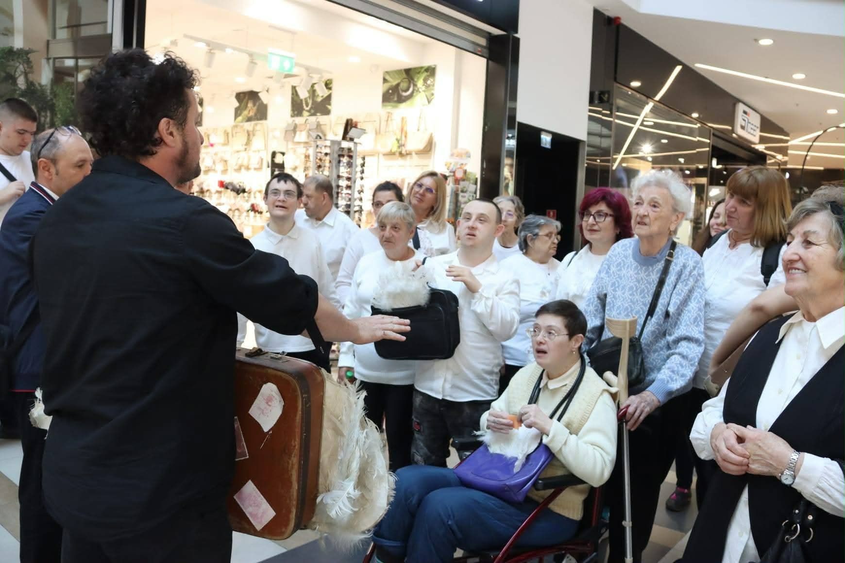 4e3d1719-b0eb-4f8d-9eaa-c4642da544f2