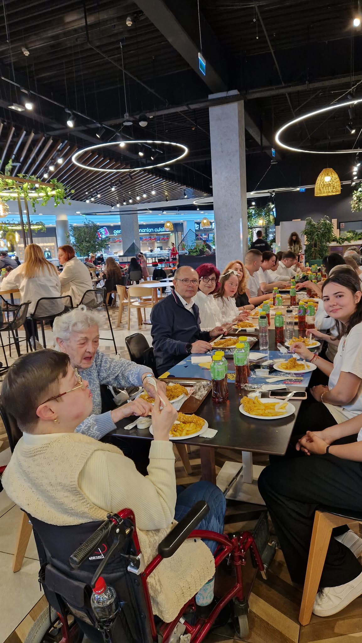 9c3de111-8d67-4cce-8057-e083f6675390