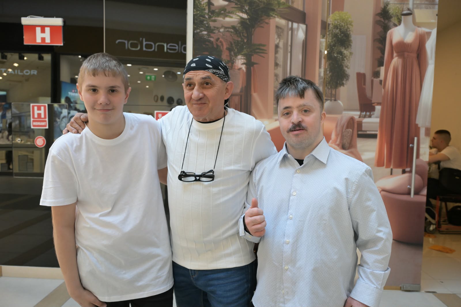 32e77738-5f17-4083-84db-cd32d1ef8475