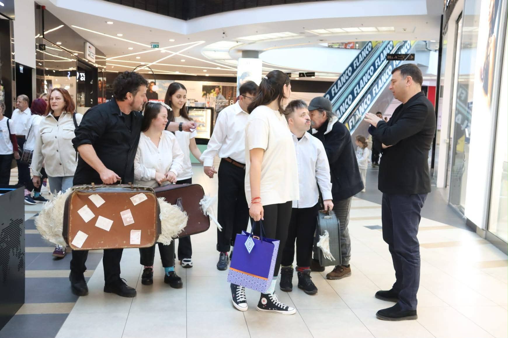 428b1739-1c97-479d-9c6d-44b9def9bedc