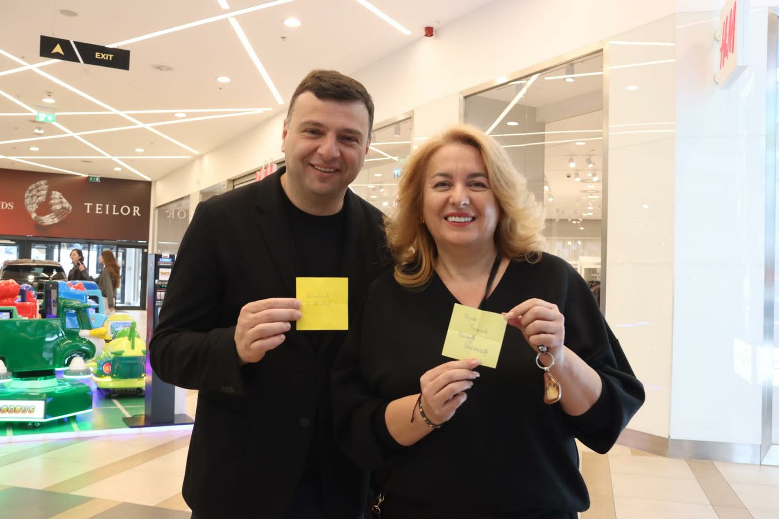 a2972635-fe78-469e-9b4d-d025210fdf62