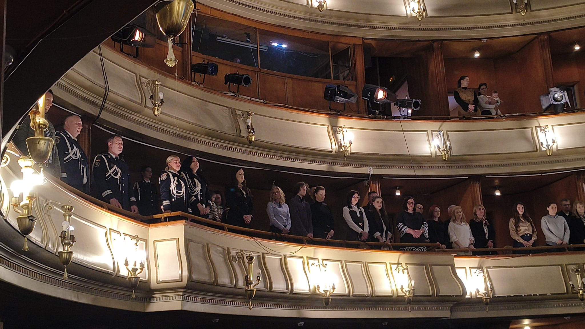 03bbec0f-9857-4b88-a18d-ac29a0dca3a2