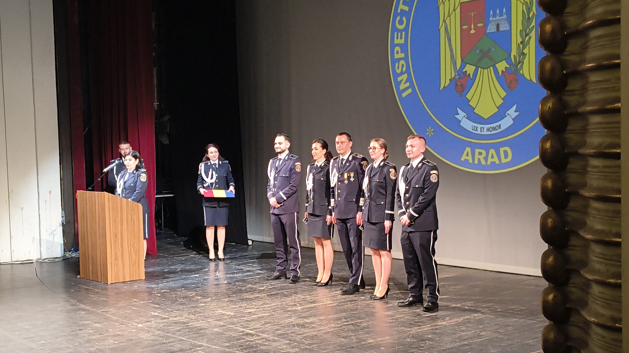 5edfbdb9-c3f8-4782-bbee-c3c437a2e4f7