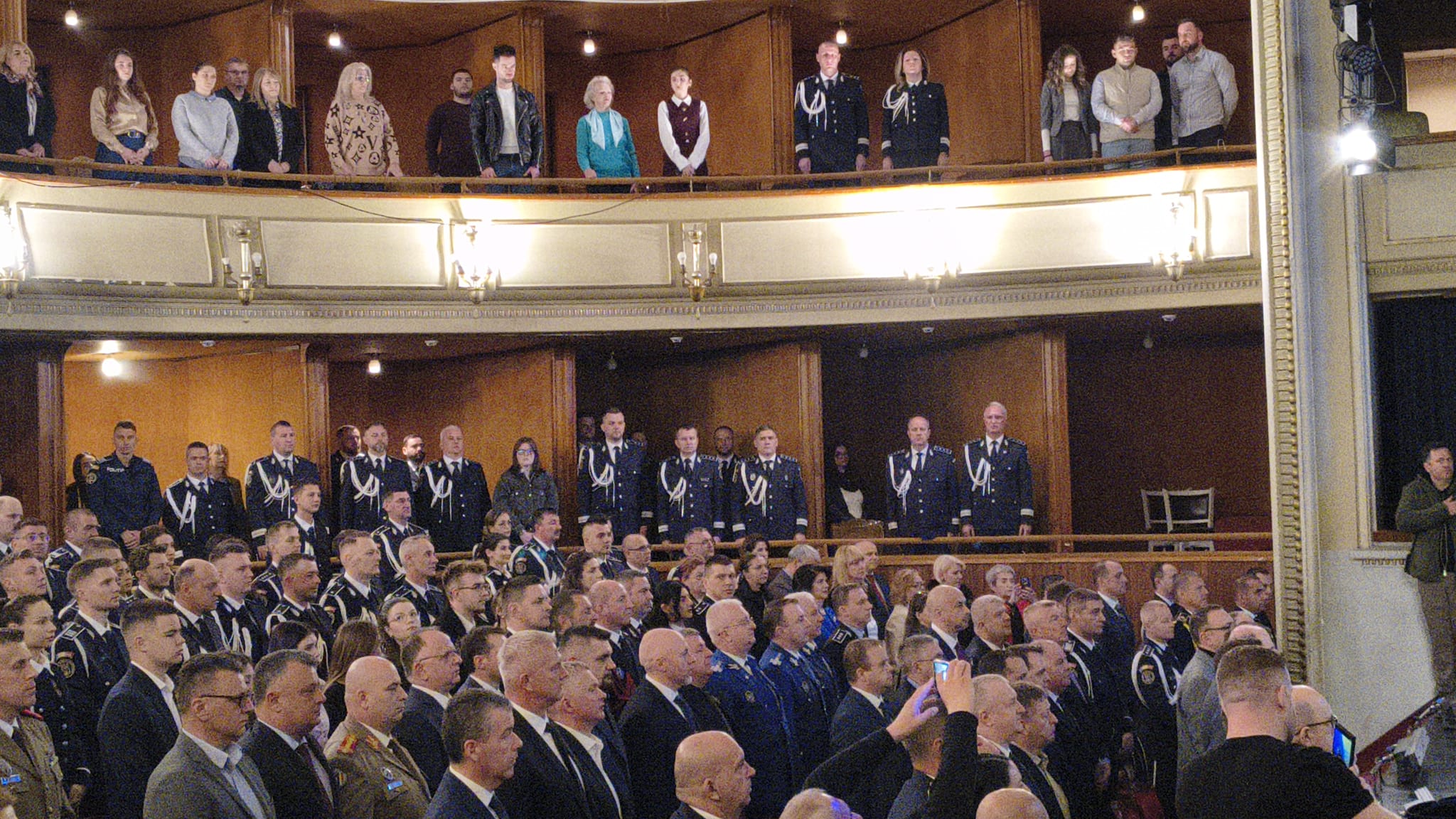 41fa38b3-d2c5-4d69-af95-27c68ca86b67