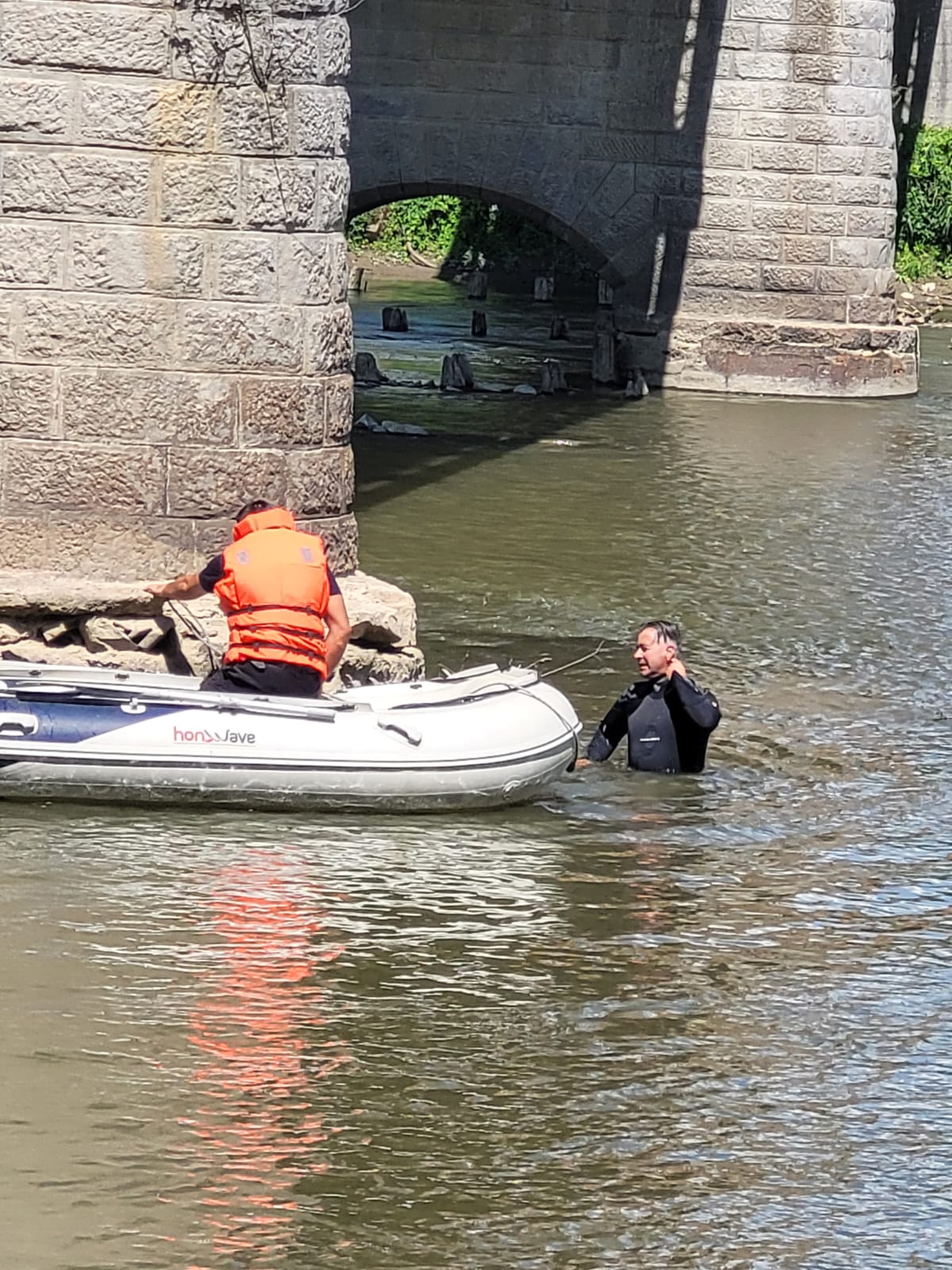 892d6327-3c6a-4f3d-a0d3-98d4ce28cba6