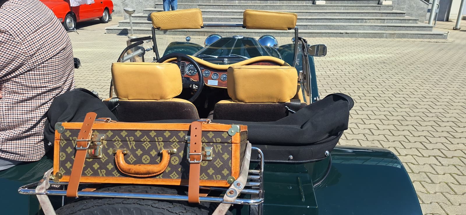 WhatsApp Image 2026-04-04 at 6.19.28 PM (2)