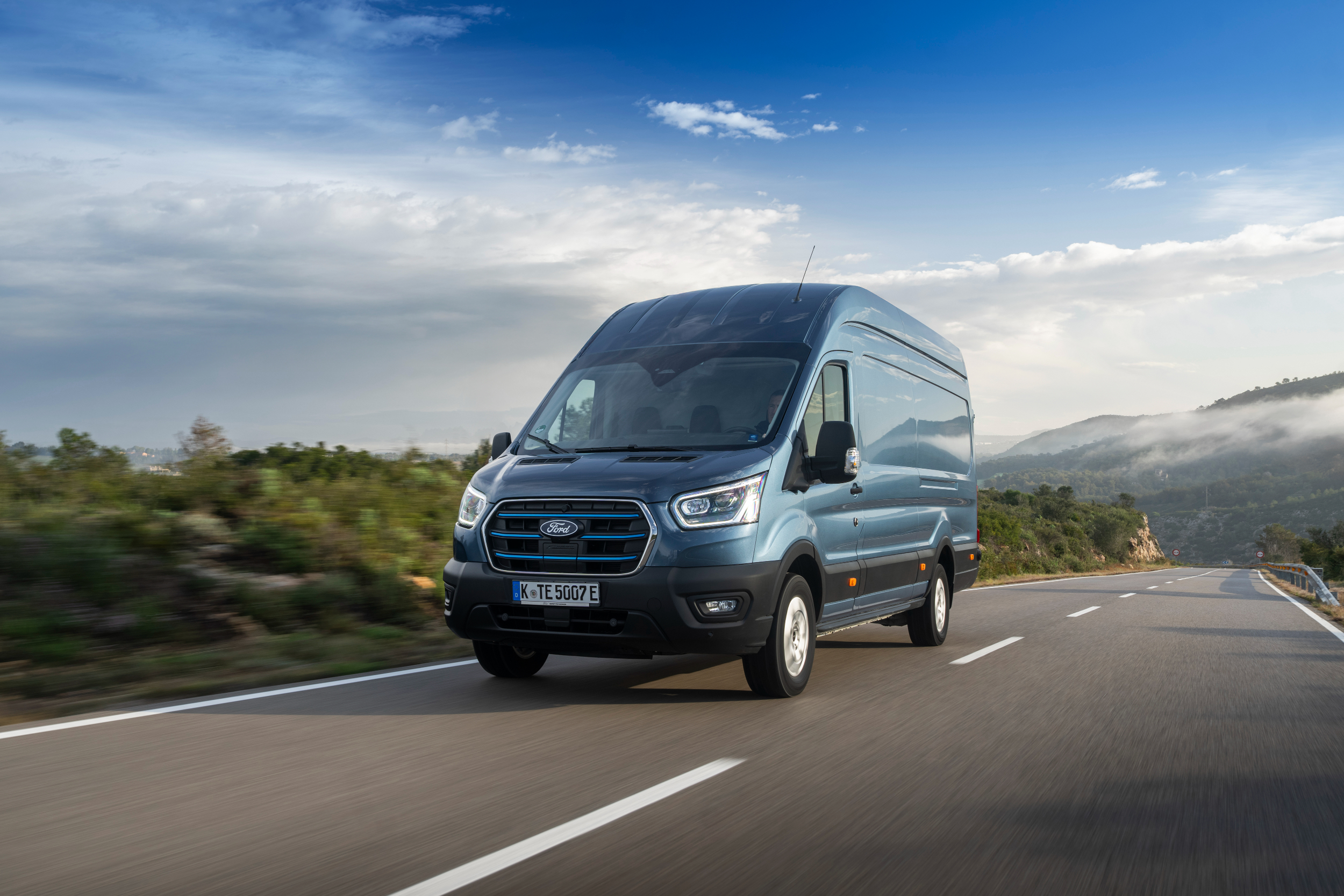 2025PbFP_E-Transit_Enhanced_Range_009