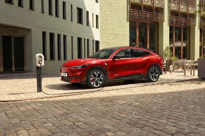 Mustang Mach E Oficial 2