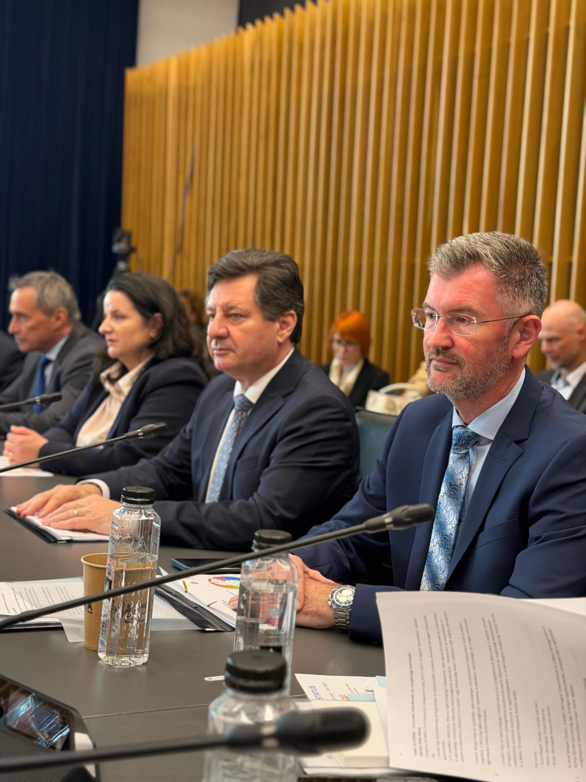 38c4b7c8-5f07-4338-855e-26e9e20fa84a