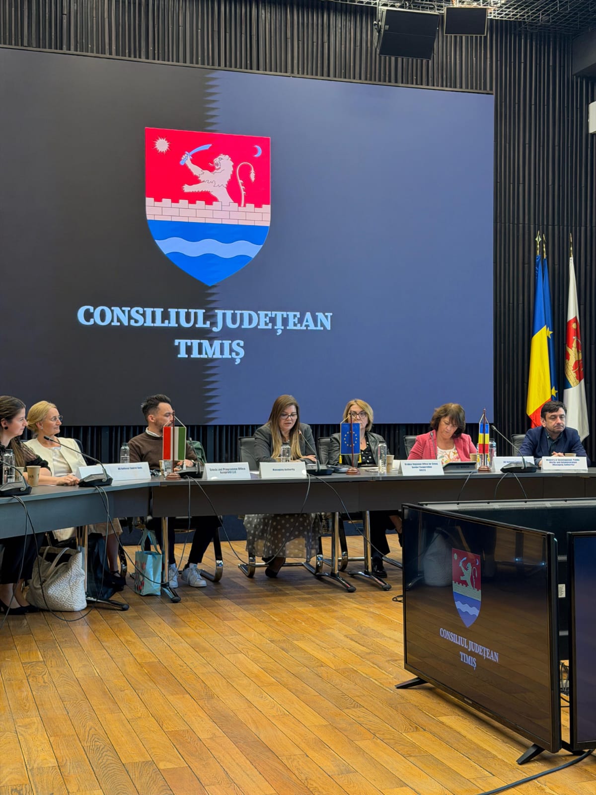 9bcb0375-ecb7-42de-9046-68df489839e7