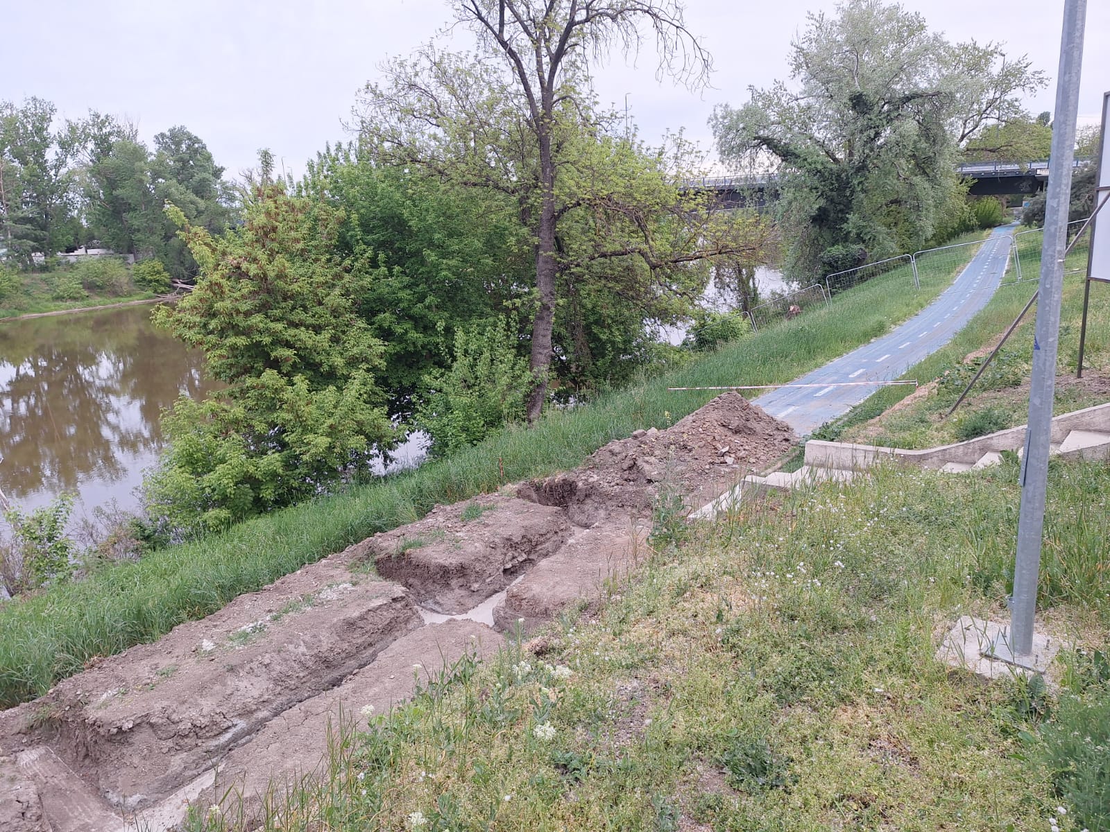 ace5ccb6-f0a6-41b6-ad8e-3356c8bf2a93