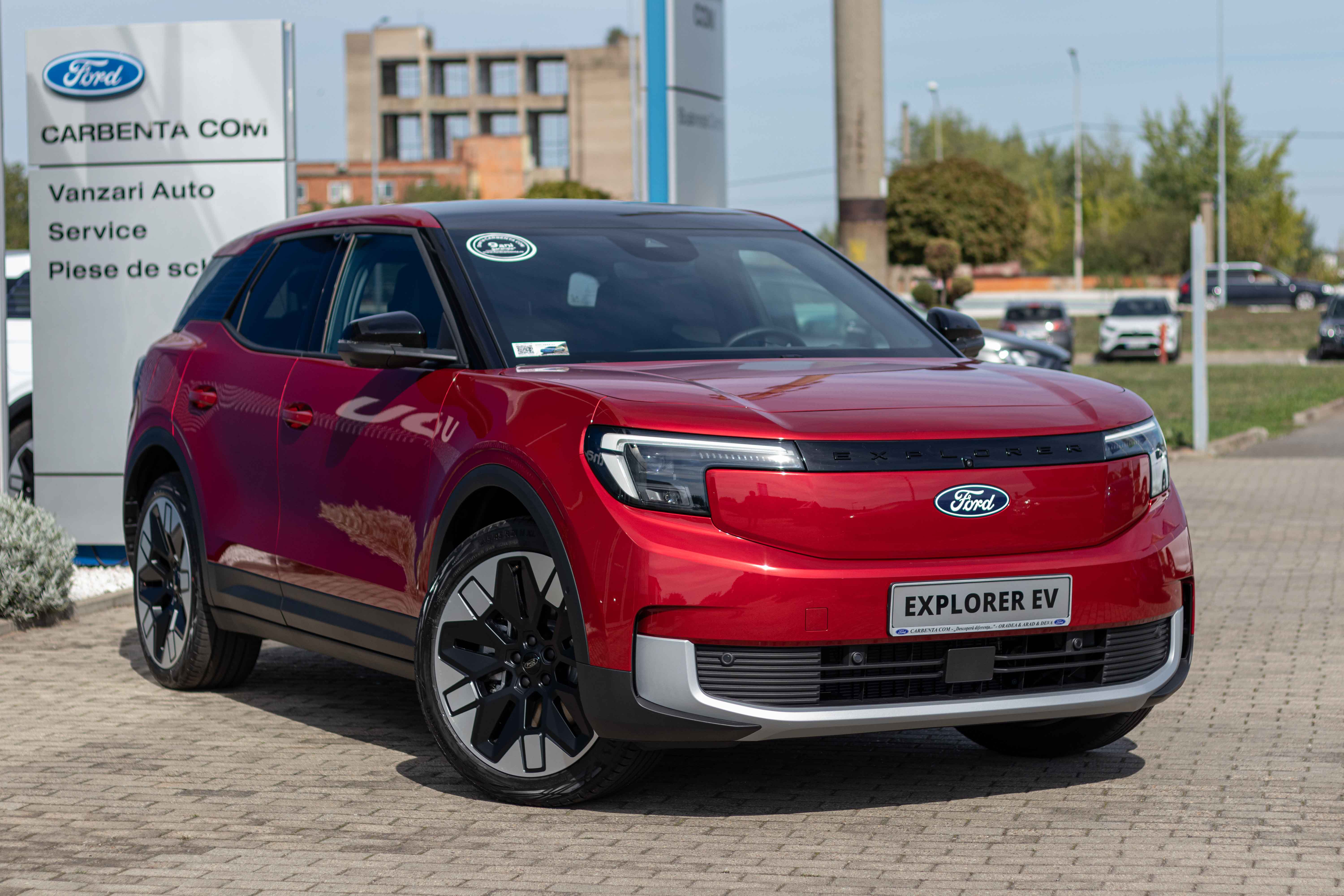 EXPLORER EV PREMIUM EXTENDED RANGE 340 CP AT AWD PANORAMIC LUCID RED-6