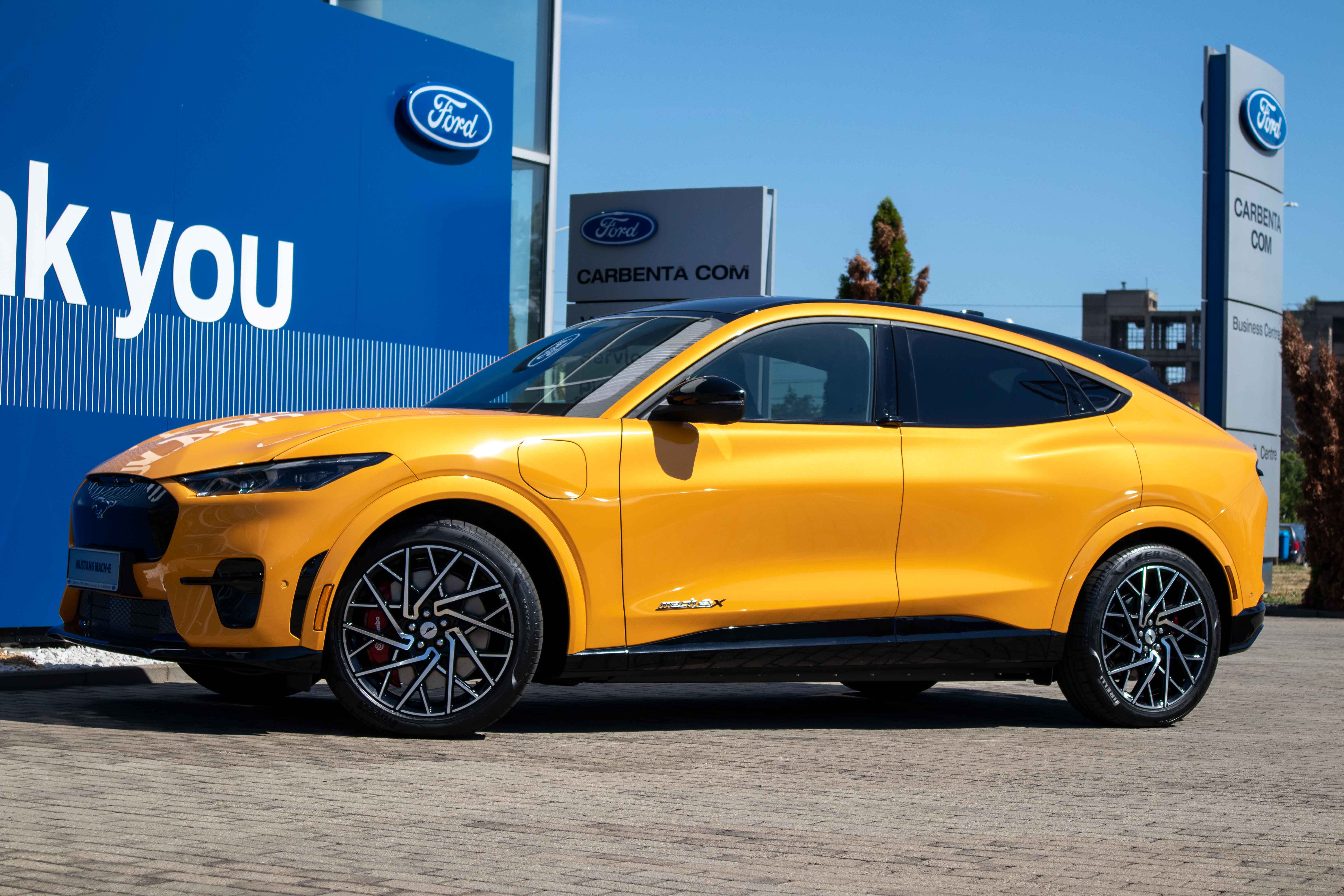 Ford Mustang Mach E GT Cyber Orange electric masna EV car Ford Carbenta Com Oradea Deva Arad (5 of 91)