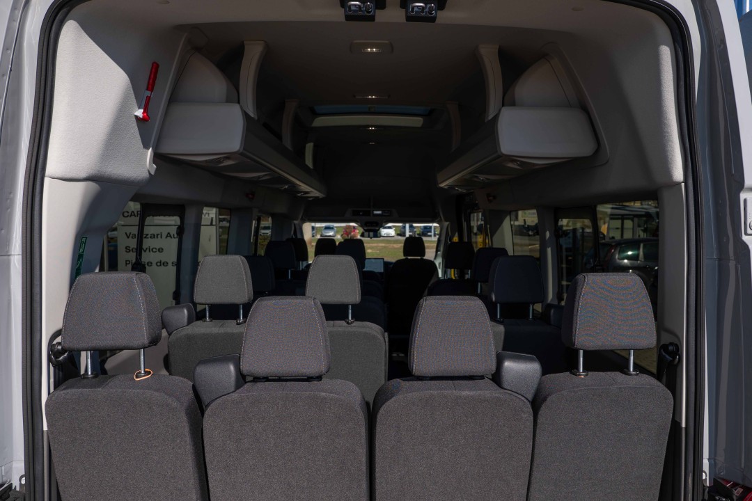 ford transit bus (1)